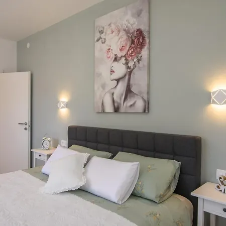 Apartment Luxury Hajdi Trogir