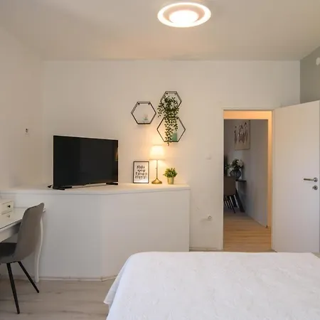 Luxury Hajdi