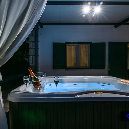 Apartment Luxury Hajdi *