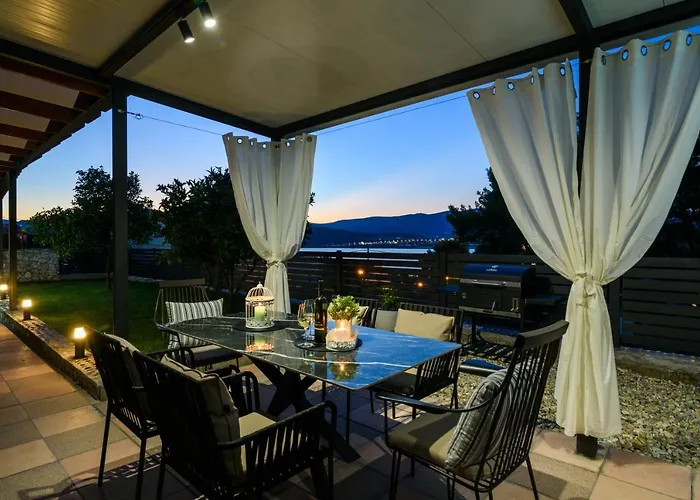 Апартаменты Luxury Hajdi Трогир