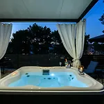 아파트 Luxury Hajdi 트로기르