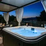 아파트 Luxury Hajdi