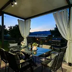 아파트 Luxury Hajdi 트로기르